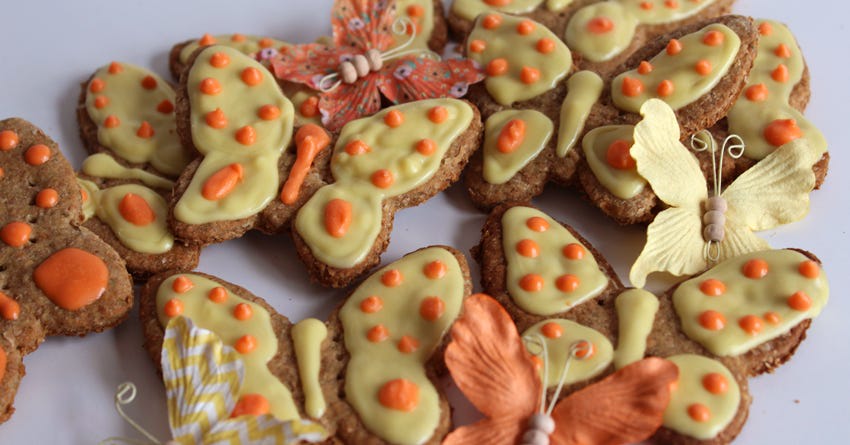 Sweet Peanut Butter and Banana Dog Treats