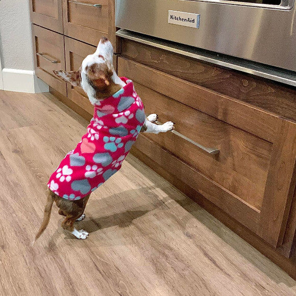 Shelly smells the Turkey cooking